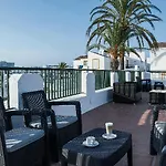 Flora Park & Aquarock Apartahotel 3*