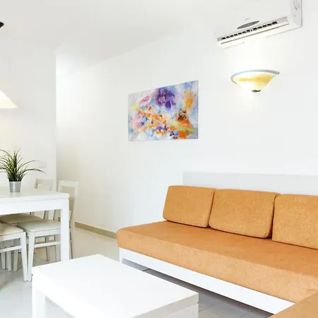 Flora Park & Aquarock Lejlighedshotel Cala en Bosc