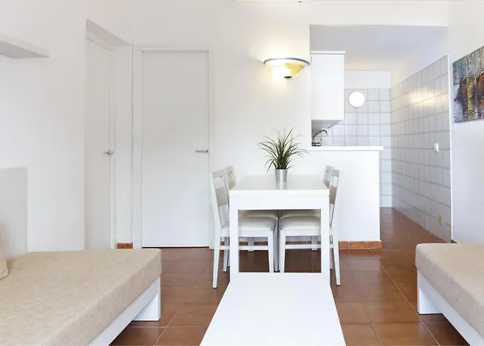 Aparthotel Flora Park&aquarock Cala'N Bosch (Menorca)